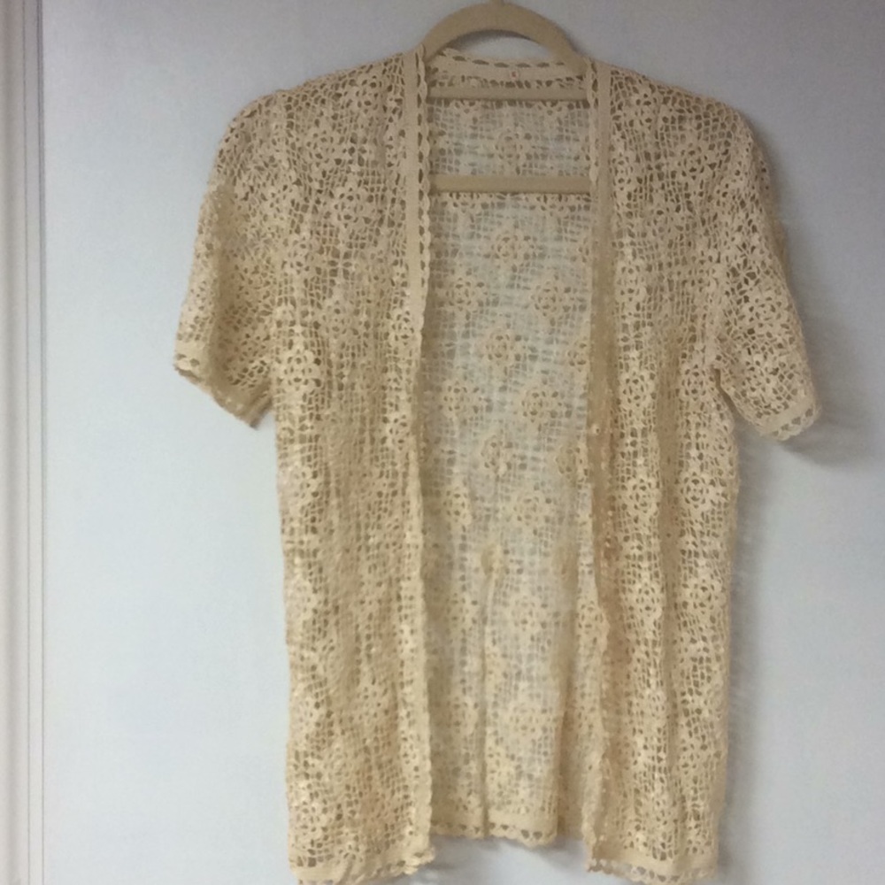 Crochet short sleeve cover up